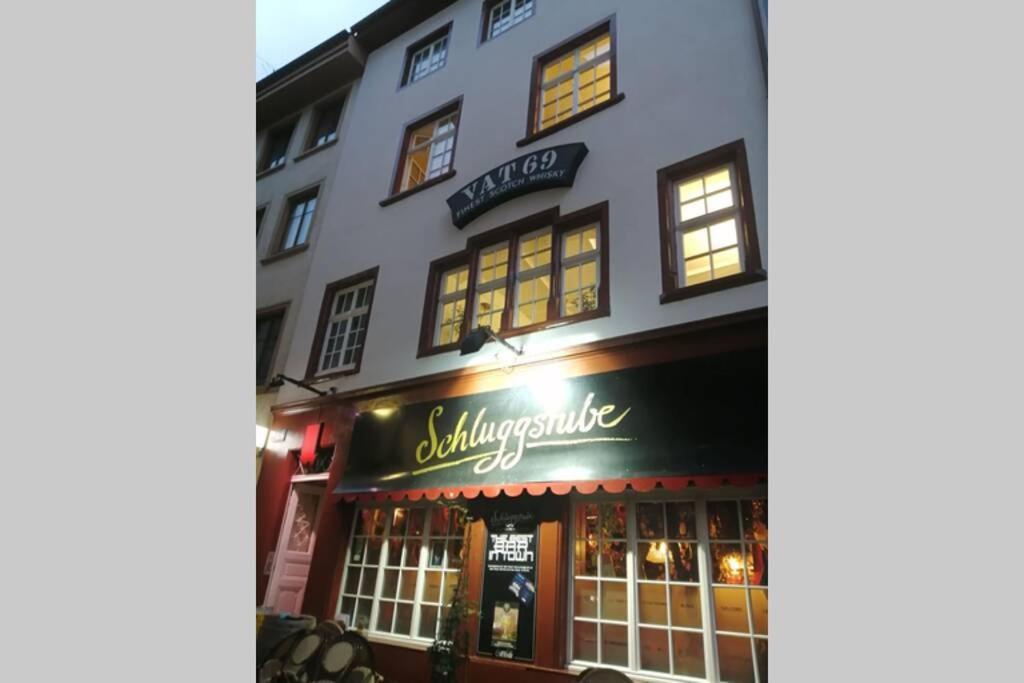 דירות בזל Studio F Am Barfusserplatz Central Old Town מראה חיצוני תמונה